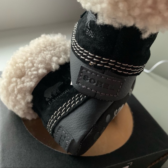 NWT SOREL Caribootie for infant - Picture 5 of 7